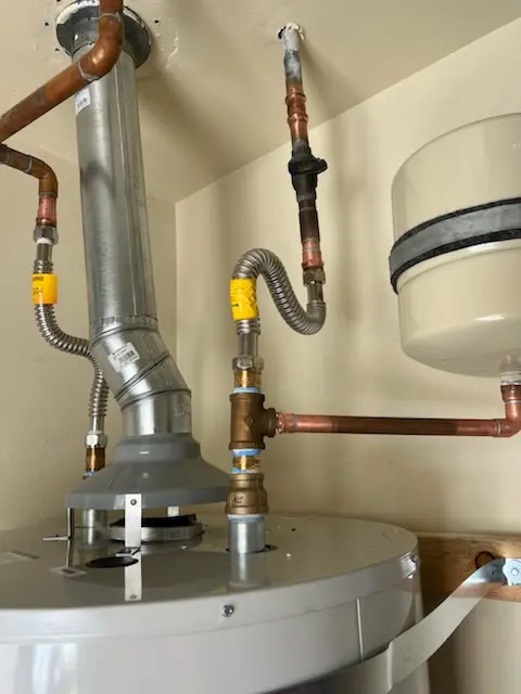 Water heater installation and plumbing repair in Oakbrook Station